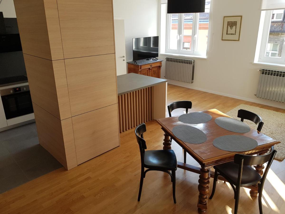 Apartmani Seven App Zagabria Esterno foto