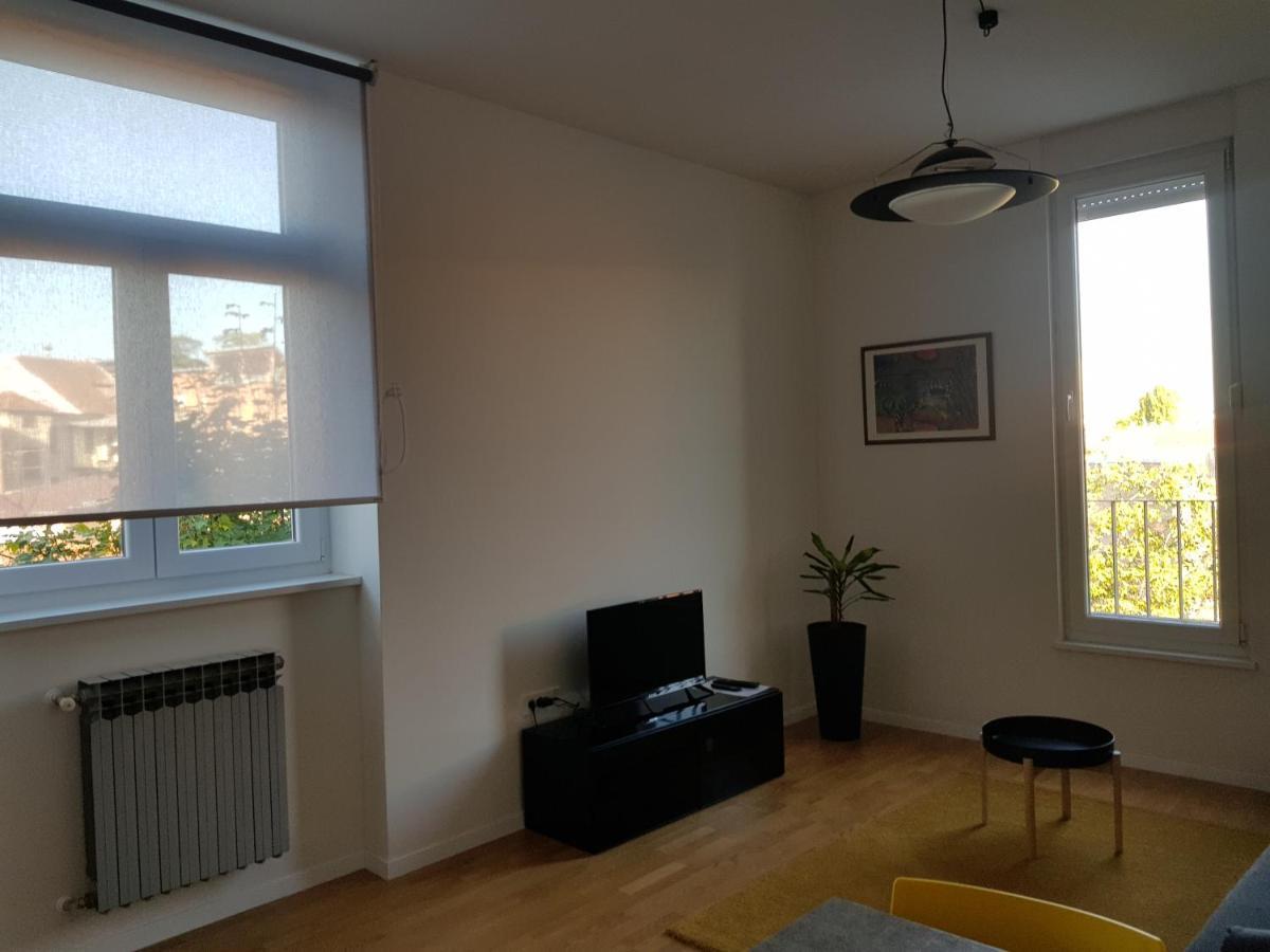 Apartmani Seven App Zagabria Esterno foto